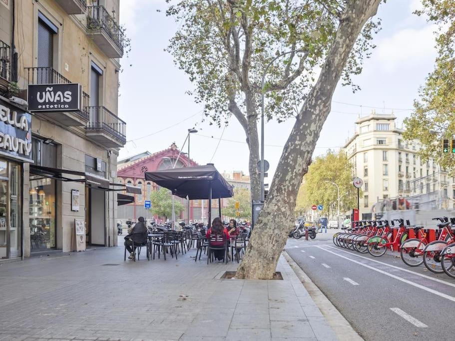 ¡Apartamento En El Centro De Barcelona! Buitenkant foto