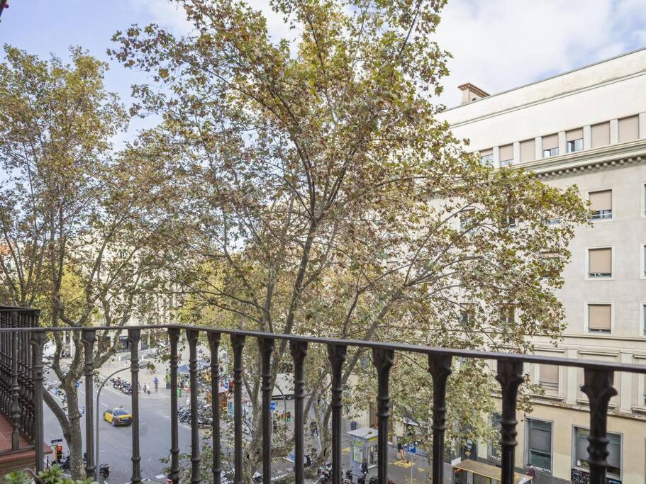 ¡Apartamento En El Centro De Barcelona! Buitenkant foto