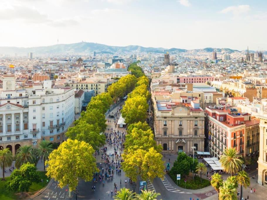 ¡Apartamento En El Centro De Barcelona! Buitenkant foto