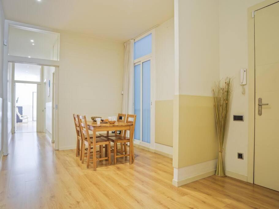 ¡Apartamento En El Centro De Barcelona! Buitenkant foto